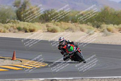 media/Oct-08-2022-SoCal Trackdays (Sat) [[1fc3beec89]]/Turn 10 (945am)/